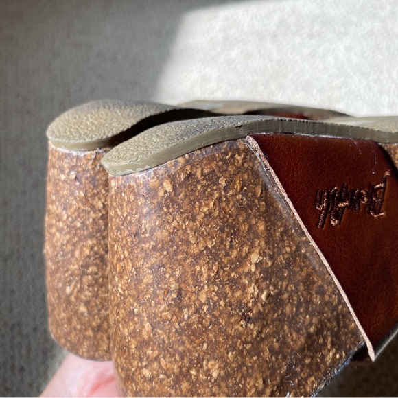 Blowfish Malibu Hiro Whiskey Brown Wedge Sandals Cork Wedge Heels Women's Size 6 - Picture 7 of 8